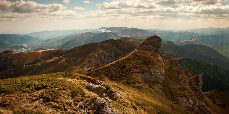 纽约启动：利用多元社区进行产品本地化测试与早期用户获取的实战指南